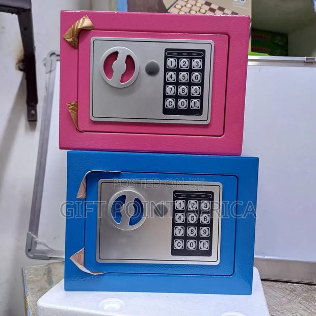 Safe Box With Combination Password and Keys - thumbnail 2