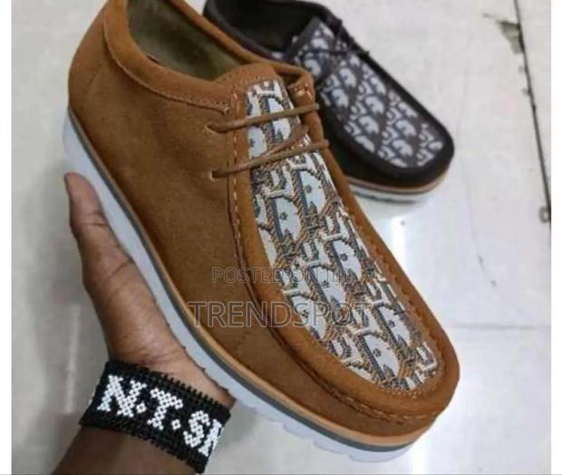 Dior Clarks Sizes 39–45 Price KSH 3000