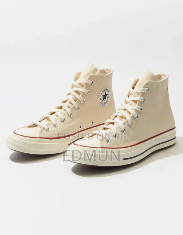 Cream White Converse - thumbnail 2