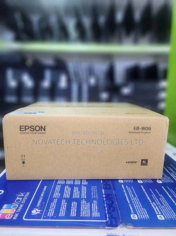 Epson Projector W06 3700 Lumens - main view