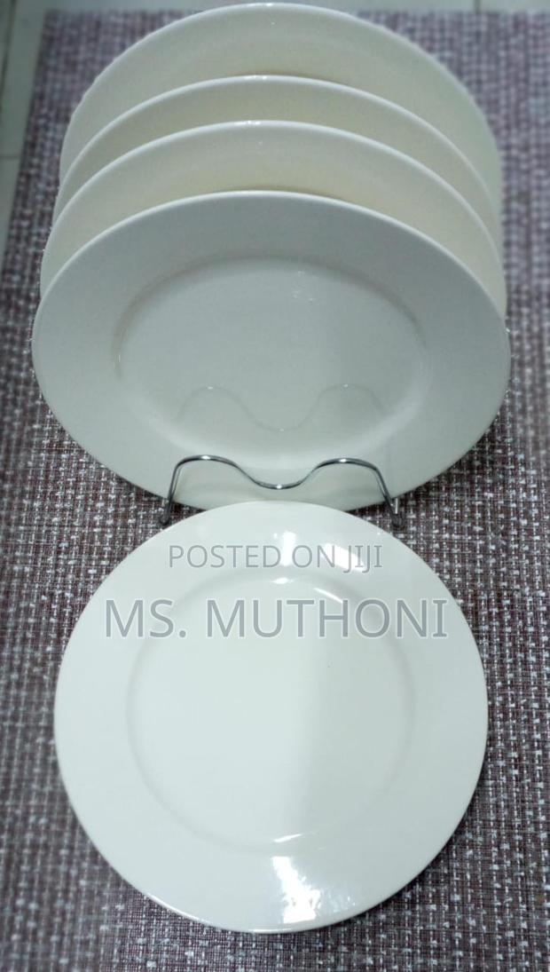 Hotel Standard*10" Heavy G.G.K Ceramic Dinner Plate* - main view