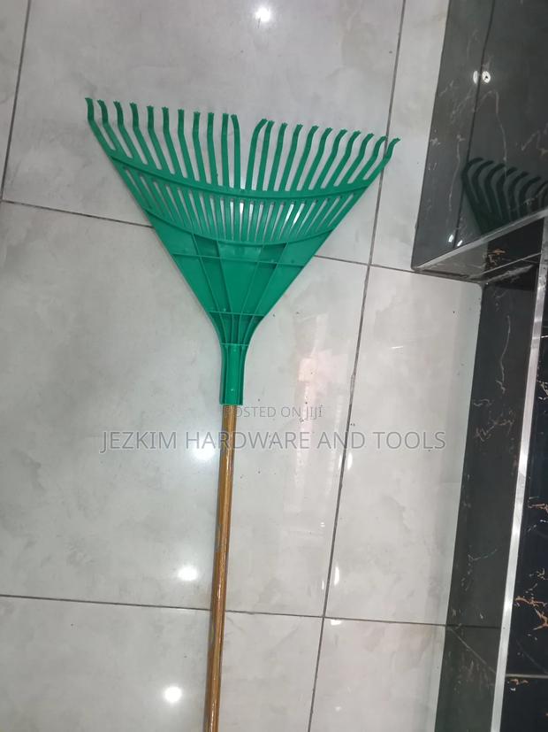 Leaf Rake Wide Heavy Duty - thumbnail 3