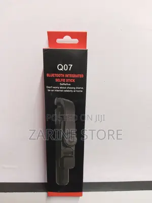 Bluetooth Integrated Selfie Stick 1 Metre Long 360° Rotation
