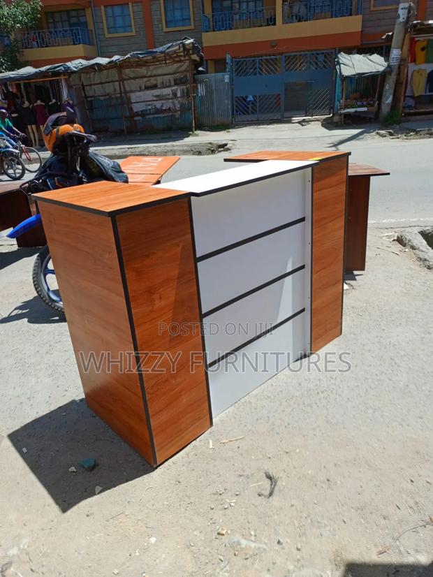 Reception Desk/Front Desk - thumbnail 2