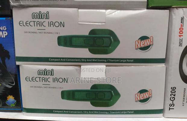 Mini Electronic Iron, Dry and Wet Ironing - main view