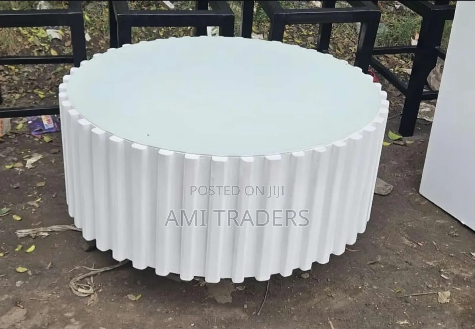 Coffee Table With Round Glass Top