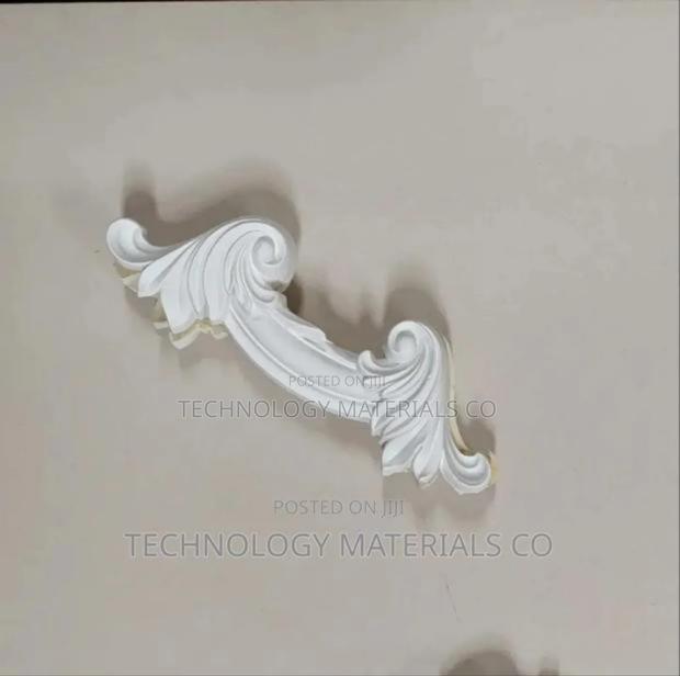 Decorative P.U. Corner Beading Flower Moldings. - thumbnail 2