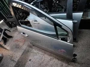 Aqua Hybrid Door