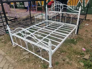 Bed Bed - Metalic 5*6