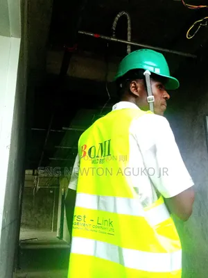Site Supervisor and Forman