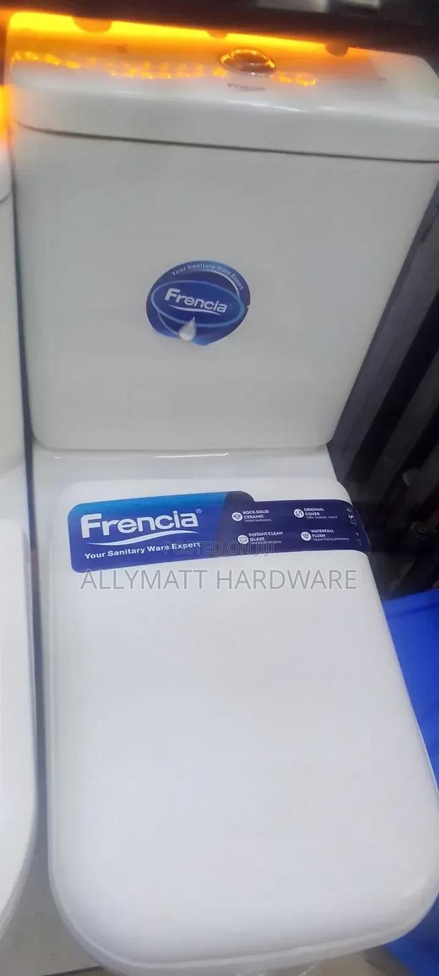 Close Couple Ceramic Toilet - main view