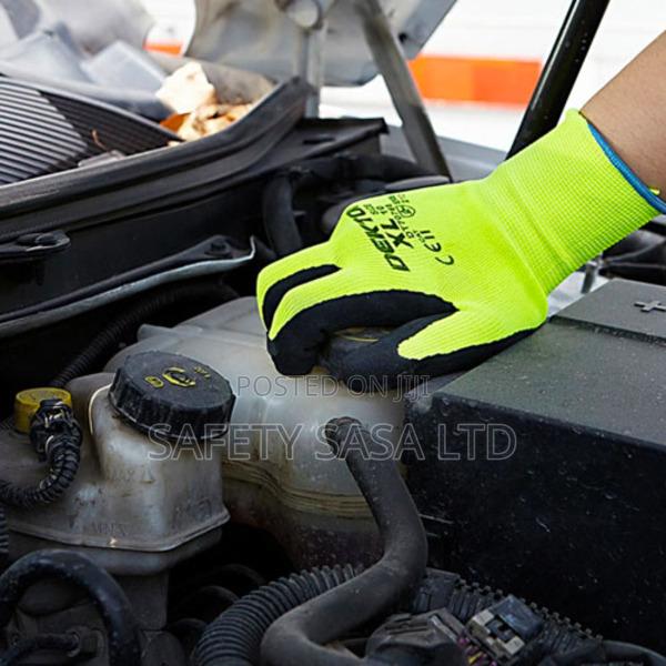 Working Gloves - thumbnail 2