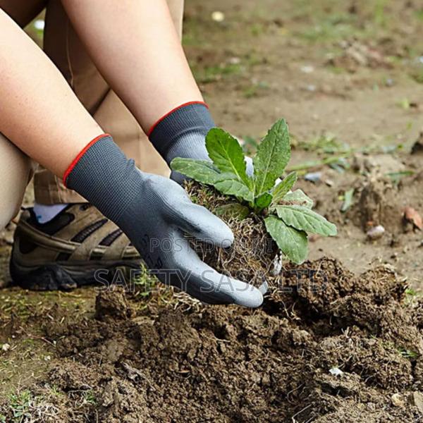 Cut Resistant Working Gloves - thumbnail 3