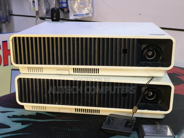 Casio Projector - thumbnail 5