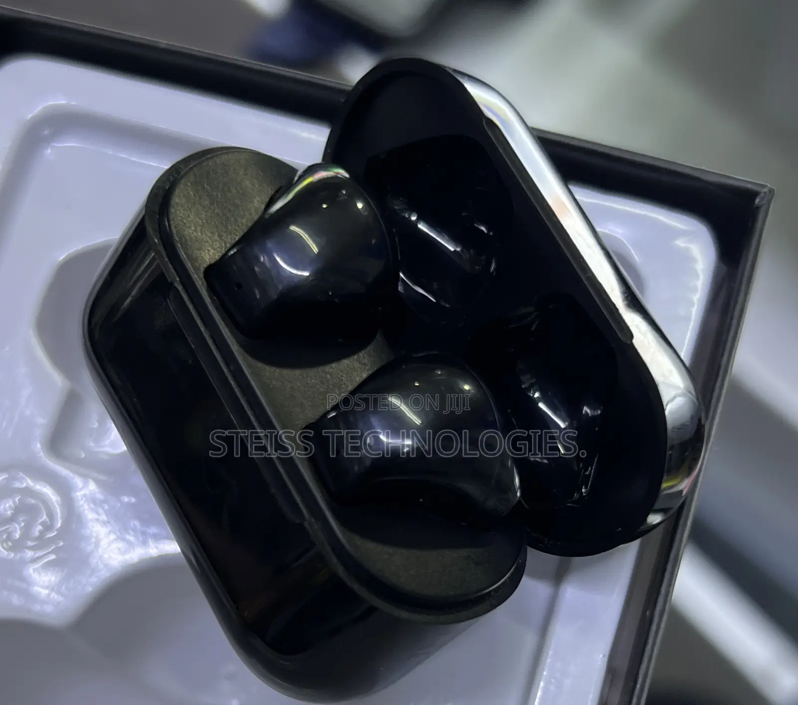 Black Pro 5s Airpods