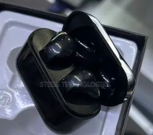Black Pro 5s Airpods