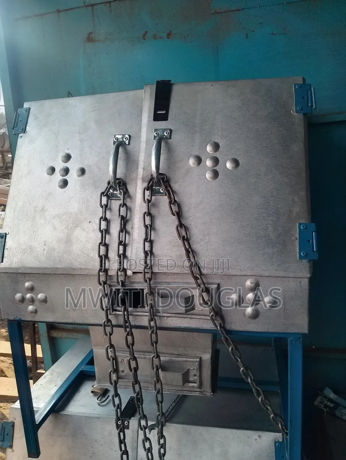 Galvanized Steel Charcoal Oven