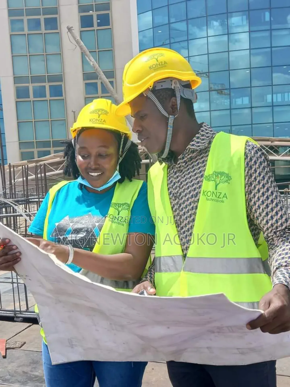 Site Supervisor and Forman