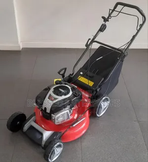 WYS18 Briggs and Stratton Lawn Mower 18 Inches 140cc