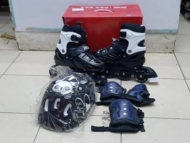 Complete Unisex Skates Set - main view