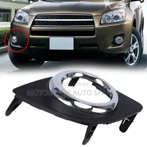 Toyota Rav4 2010-2012 Fog Light Cover