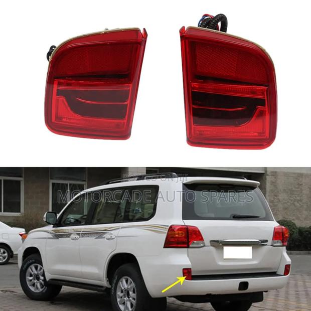 Toyota Landcruiser 200 Series V8 Bumper Reflectors