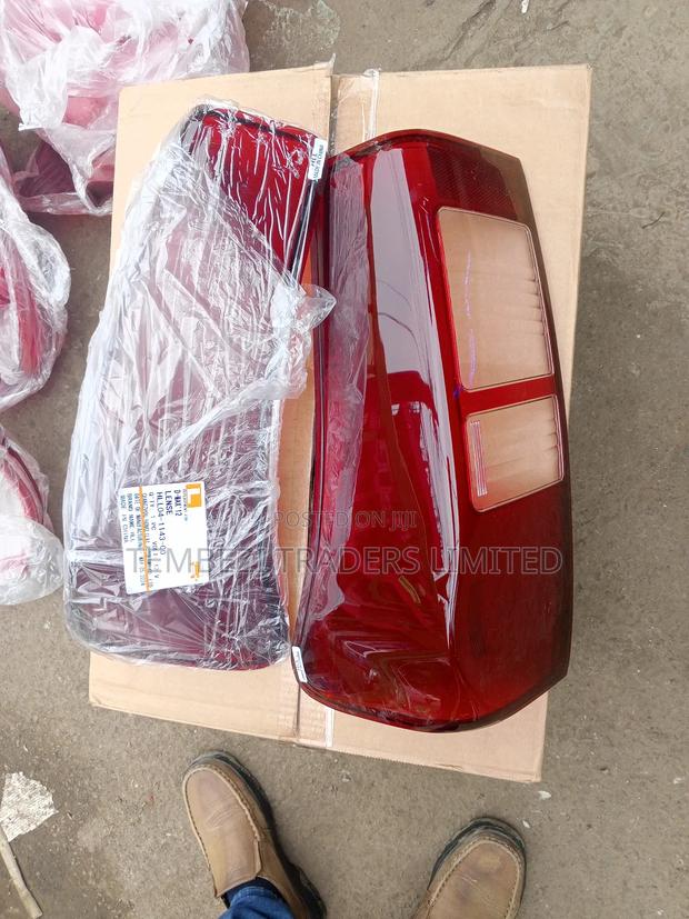 Tail Lamp Lens Isuzu Dmax 2012 Model - main view