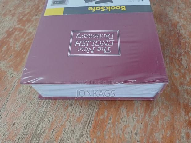 Secret Dictionary Book Safe - thumbnail 3