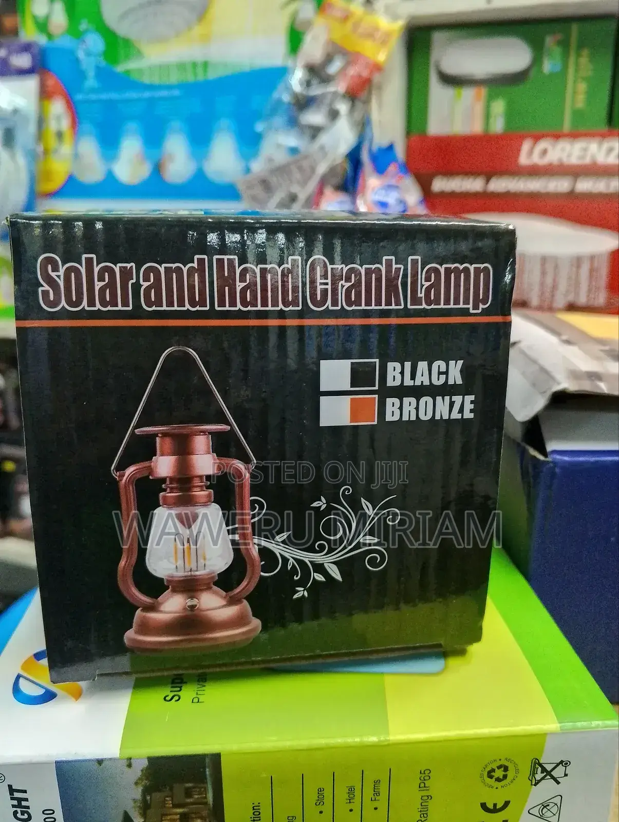 Solar and Hand Crank Lamp