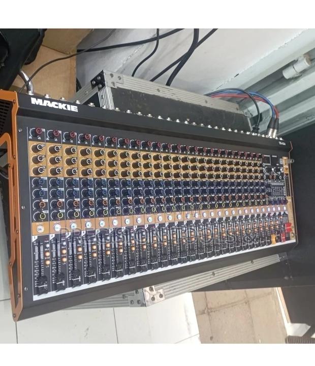 Mackie Plain Mixer 24channel - thumbnail 2