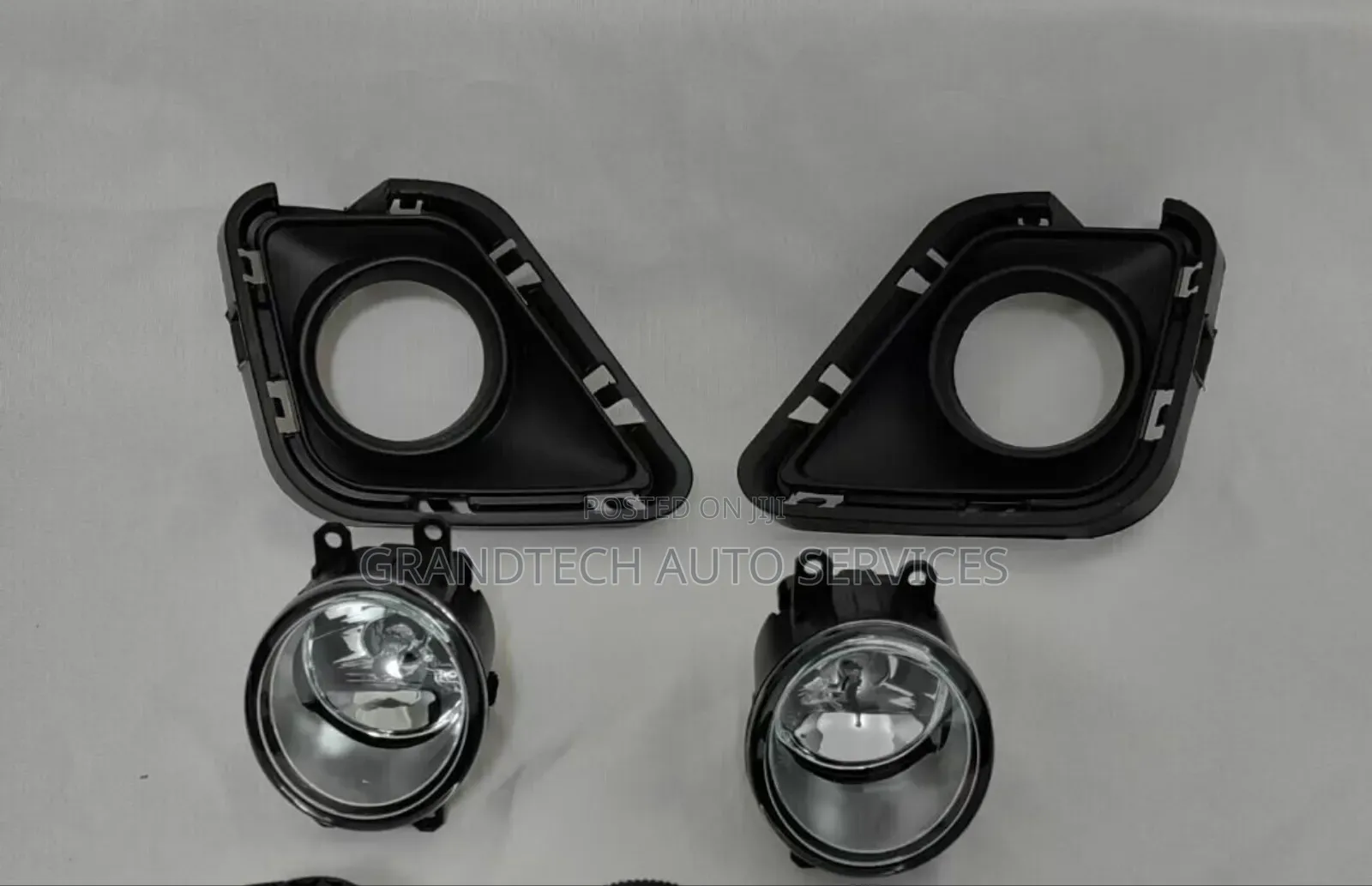 Ractis 2010-2014 Foglights + Covers