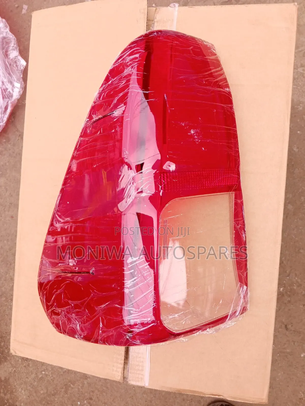 Tail Lens Hilux Revo