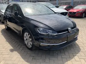 Volkswagen Golf TSI S 4-Door FWD 2017 Black