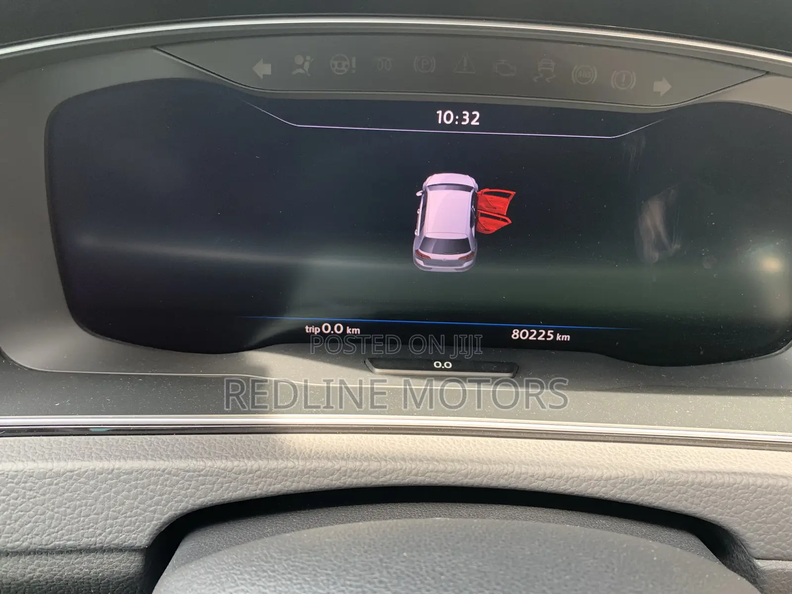 Volkswagen Golf TSI S 4-Door FWD 2017 Black