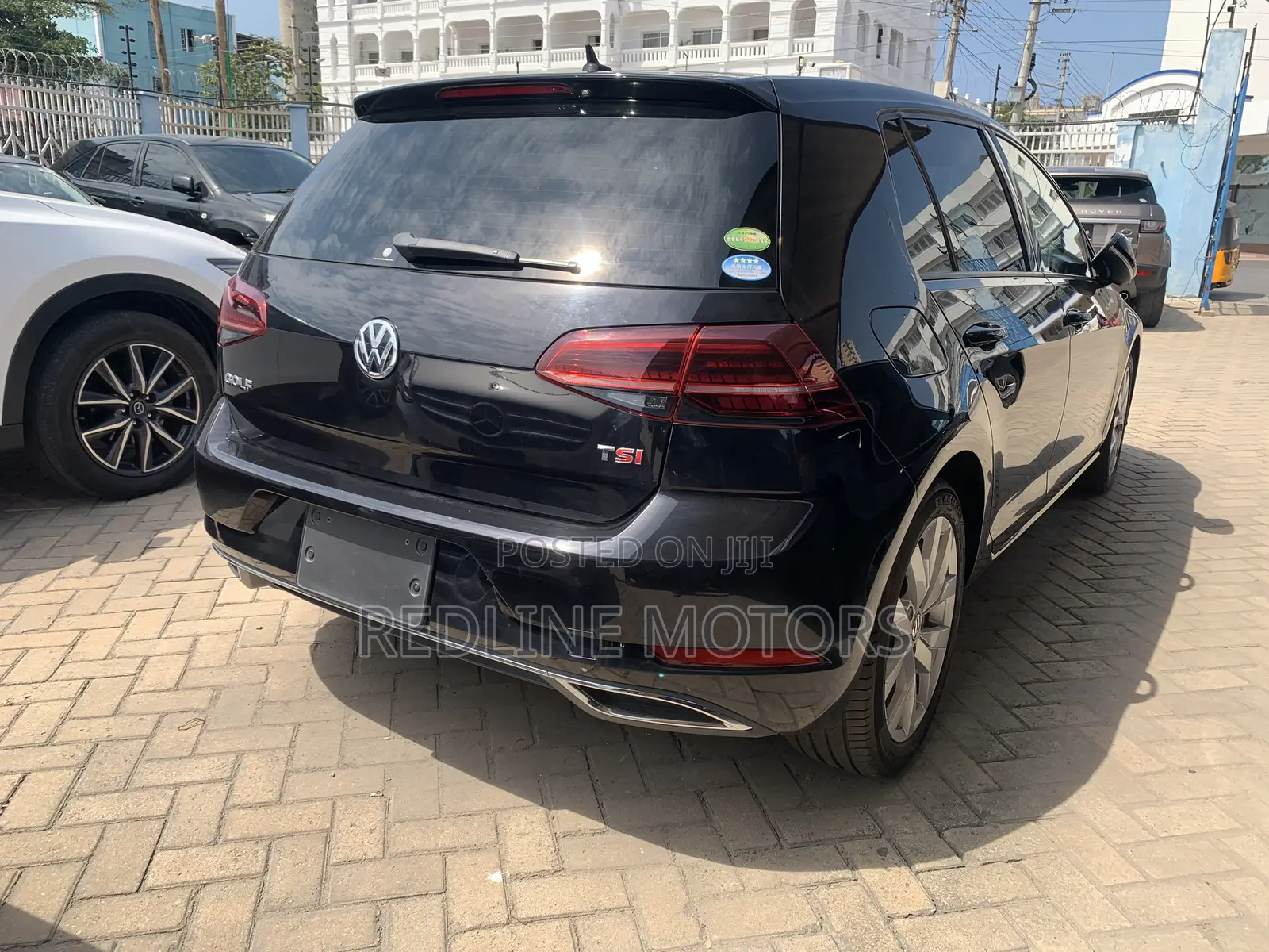 Volkswagen Golf TSI S 4-Door FWD 2017 Black