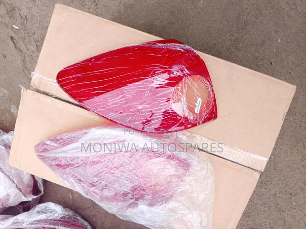 Tail Lens Nissan Wingroad Y12