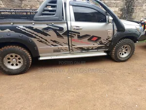 Snorkel Hilux Revo Salute