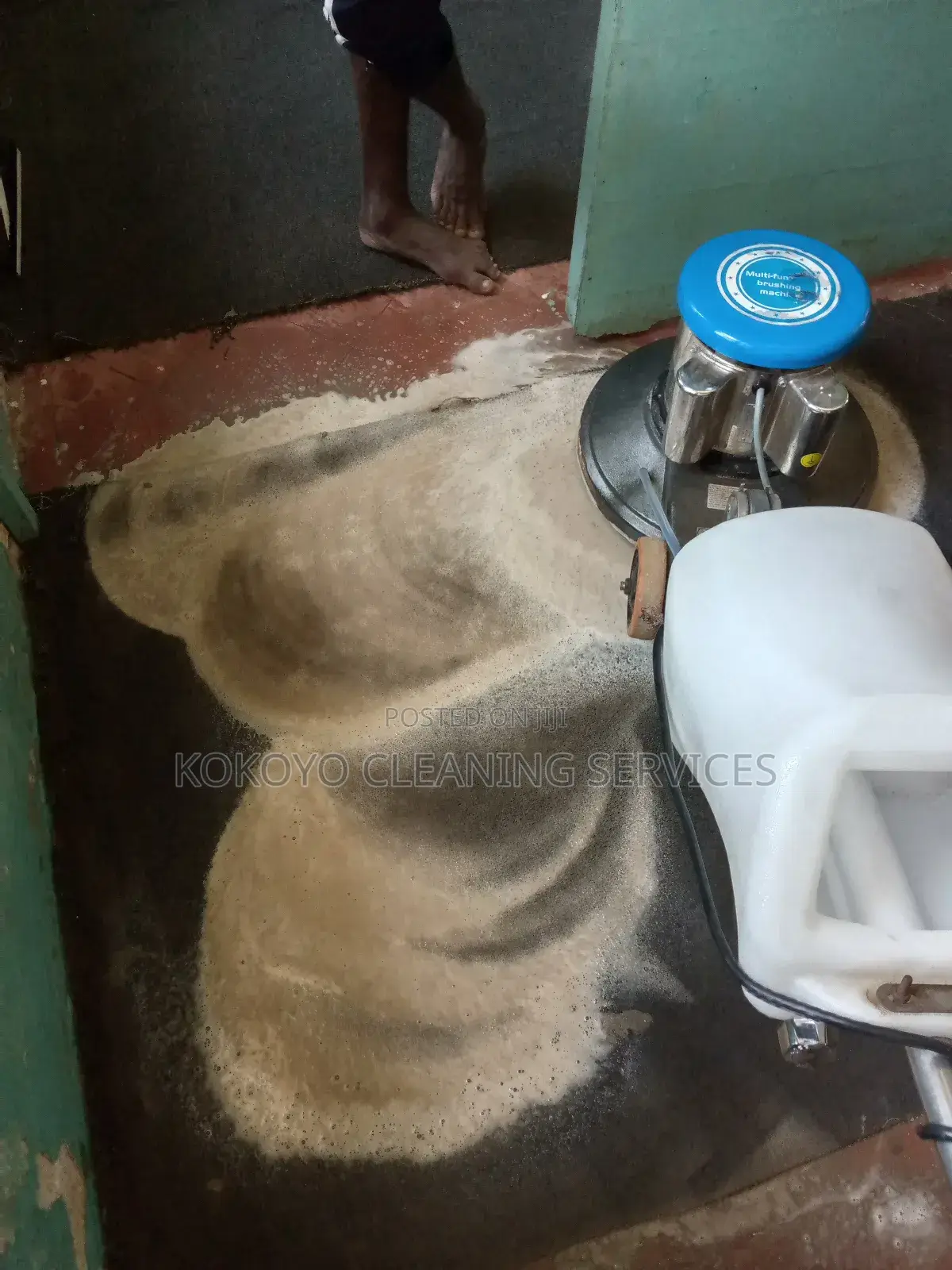 Sofa Seat Cleaning and Carpet Cleaning