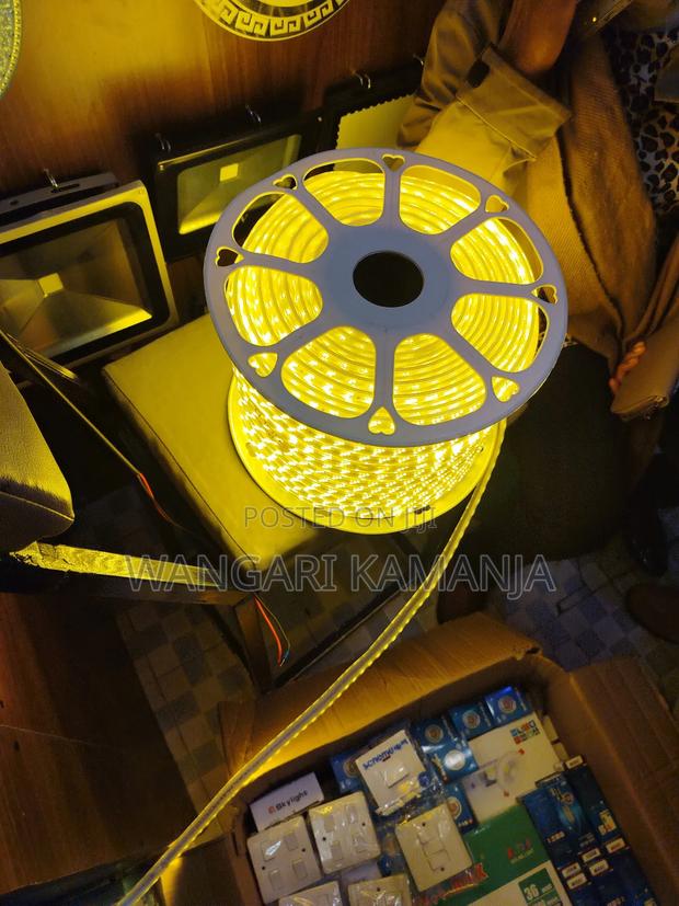 Warm Yellow Snakelight 100mtrs - main view