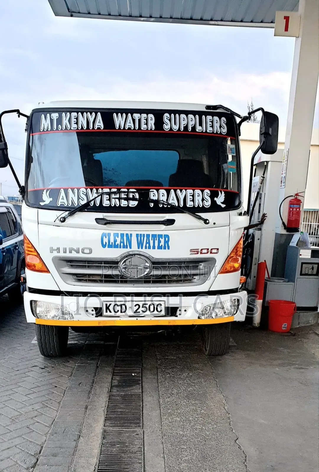 HINO 500 Water Tank