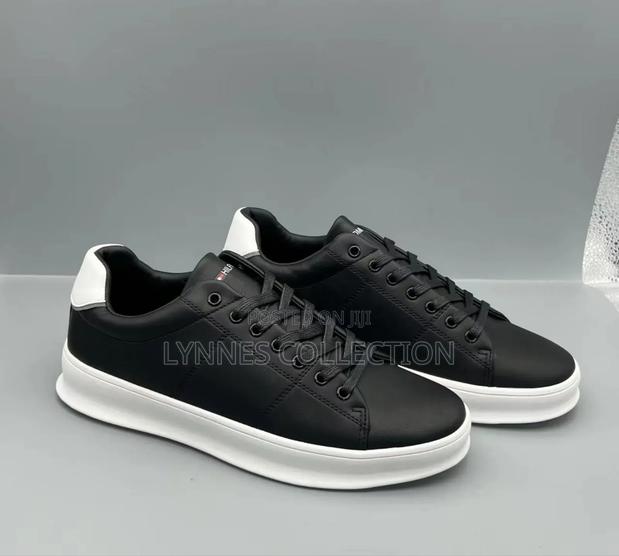Tommy Hilfiger Casuals New Design - thumbnail 3