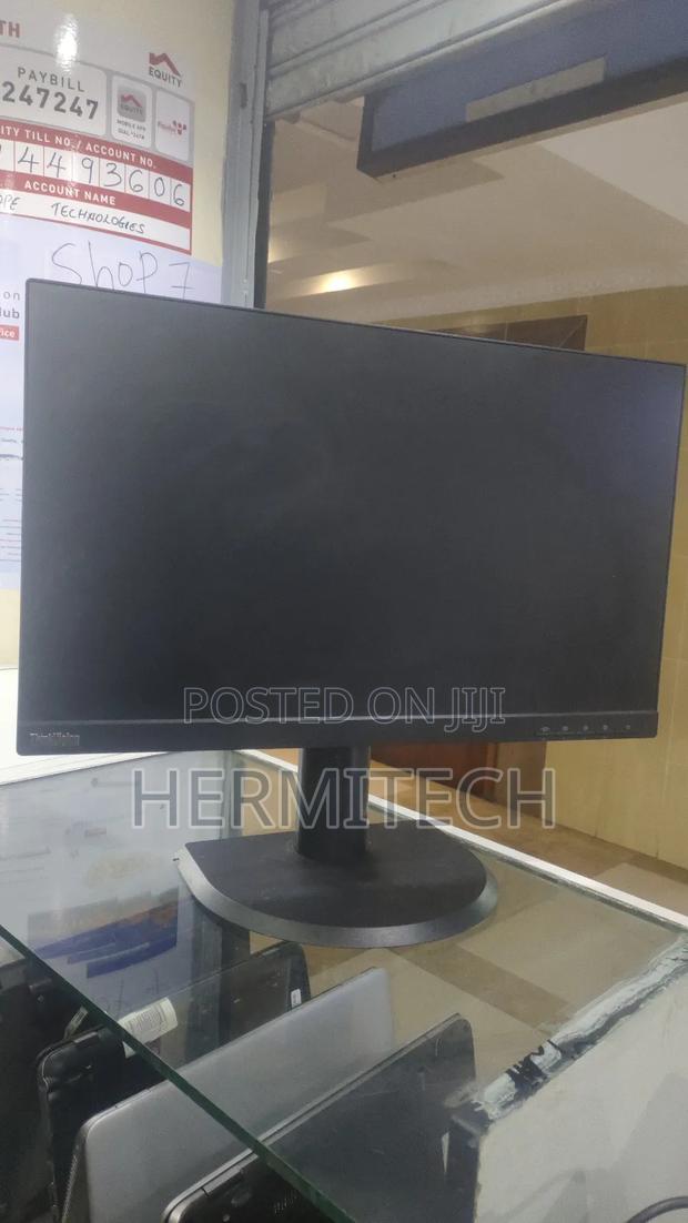 Lenovo Thinkpad Frameless Monitor 22 Inches Display Size