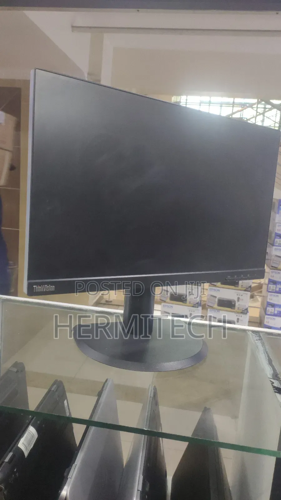 Lenovo Thinkpad Frameless Monitor 22 Inches Display Size