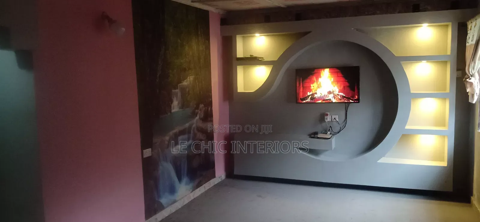 Wallpaper and Mural Installation and Tv Mounting