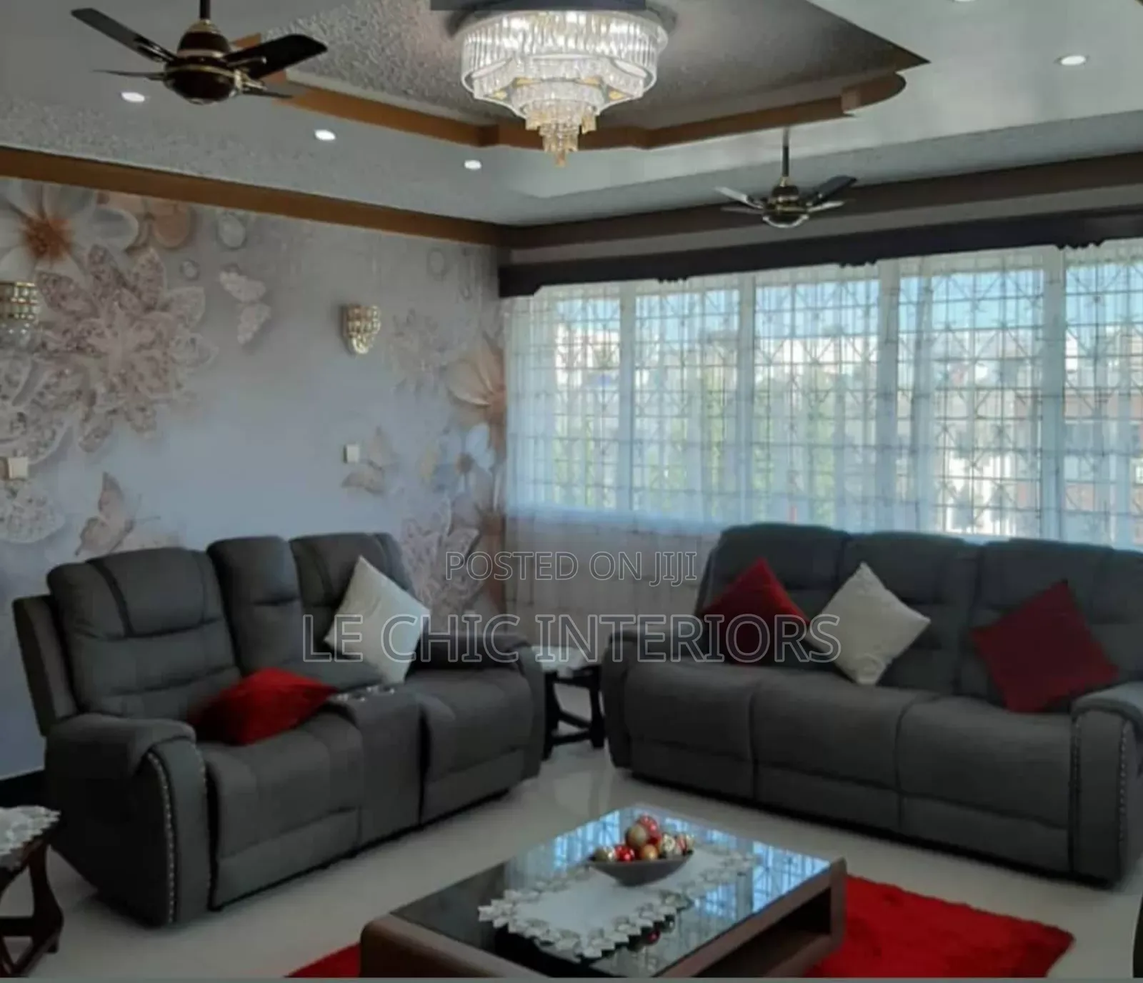 Wallpaper and Mural Installation and Tv Mounting