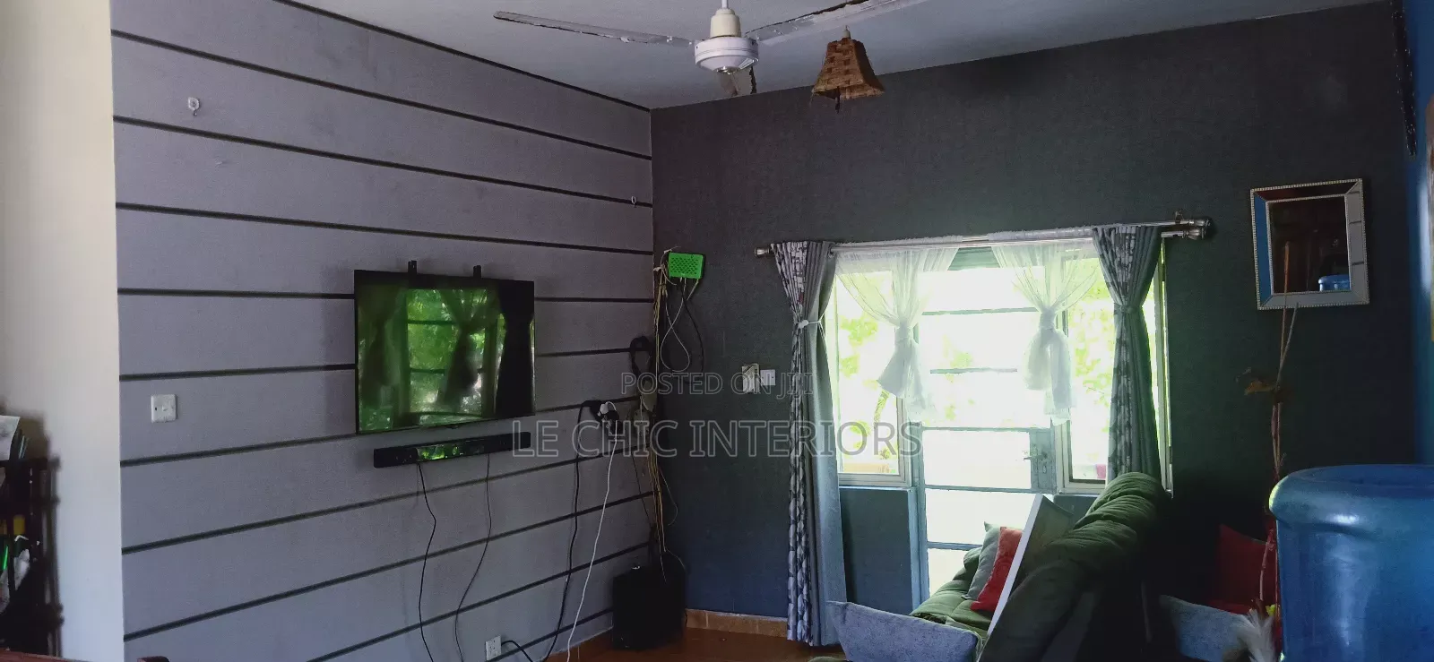 Wallpaper and Mural Installation and Tv Mounting
