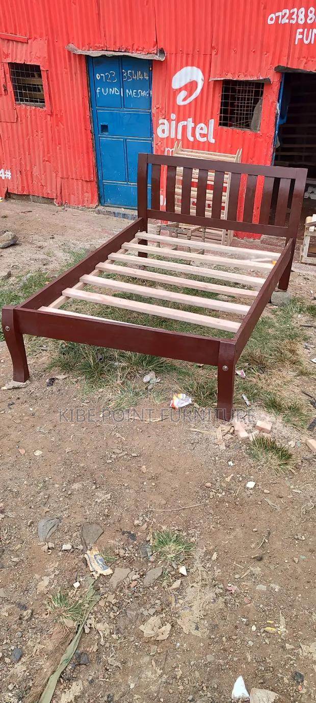 Home Bed Bed Available - main view