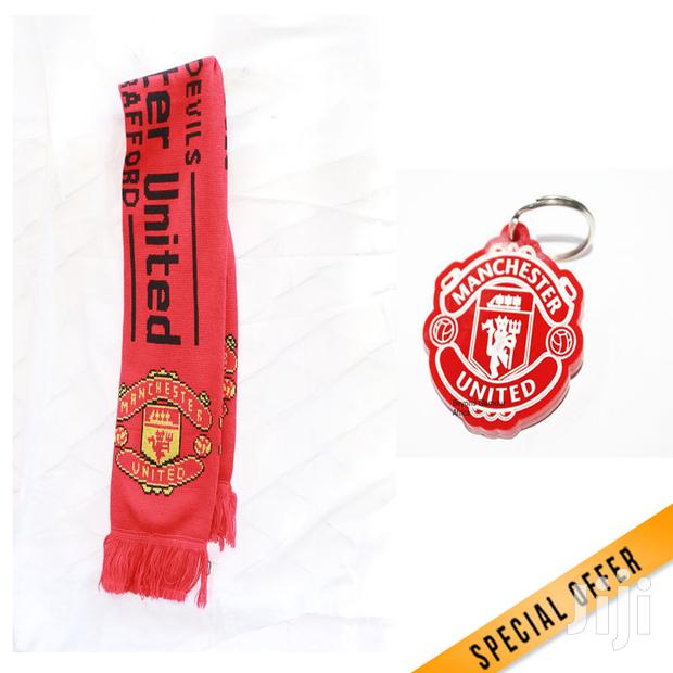 Manchester United Scarf With A Matching Key Holder