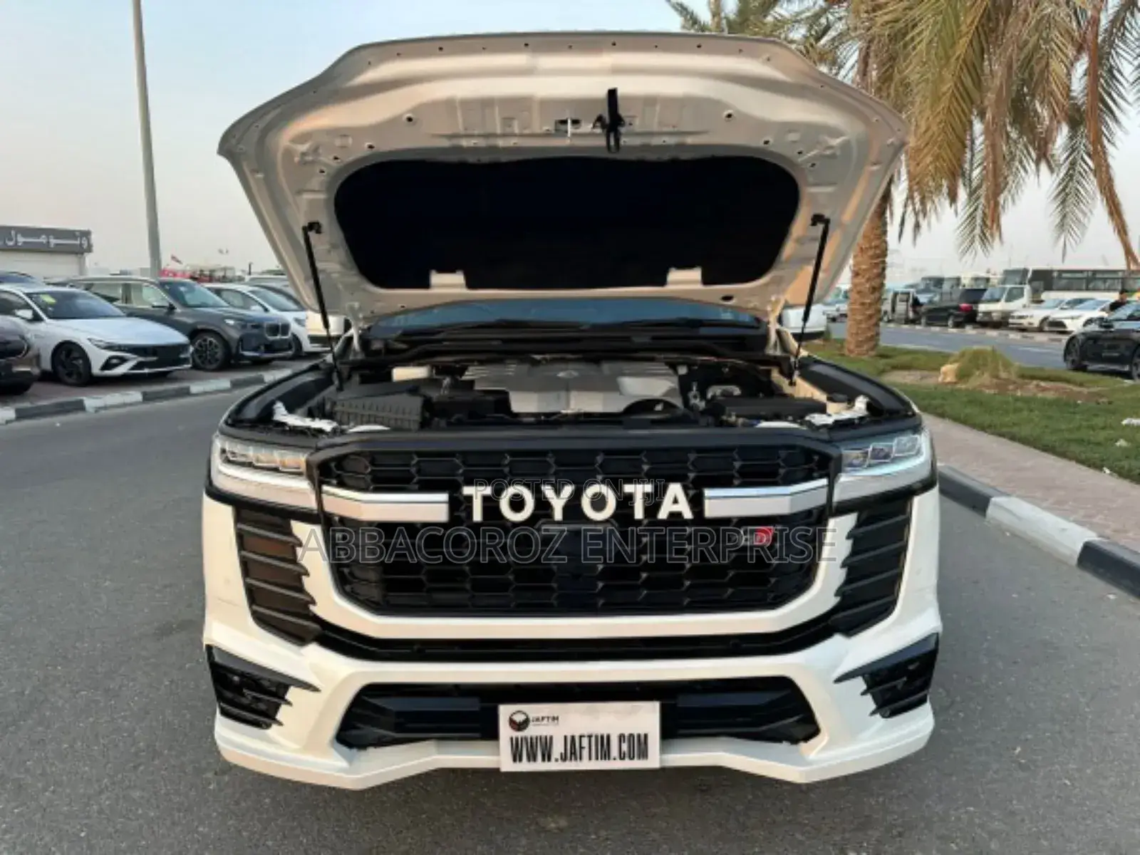 Toyota Land Cruiser 4.6 V8 GXR 2017 Pearl