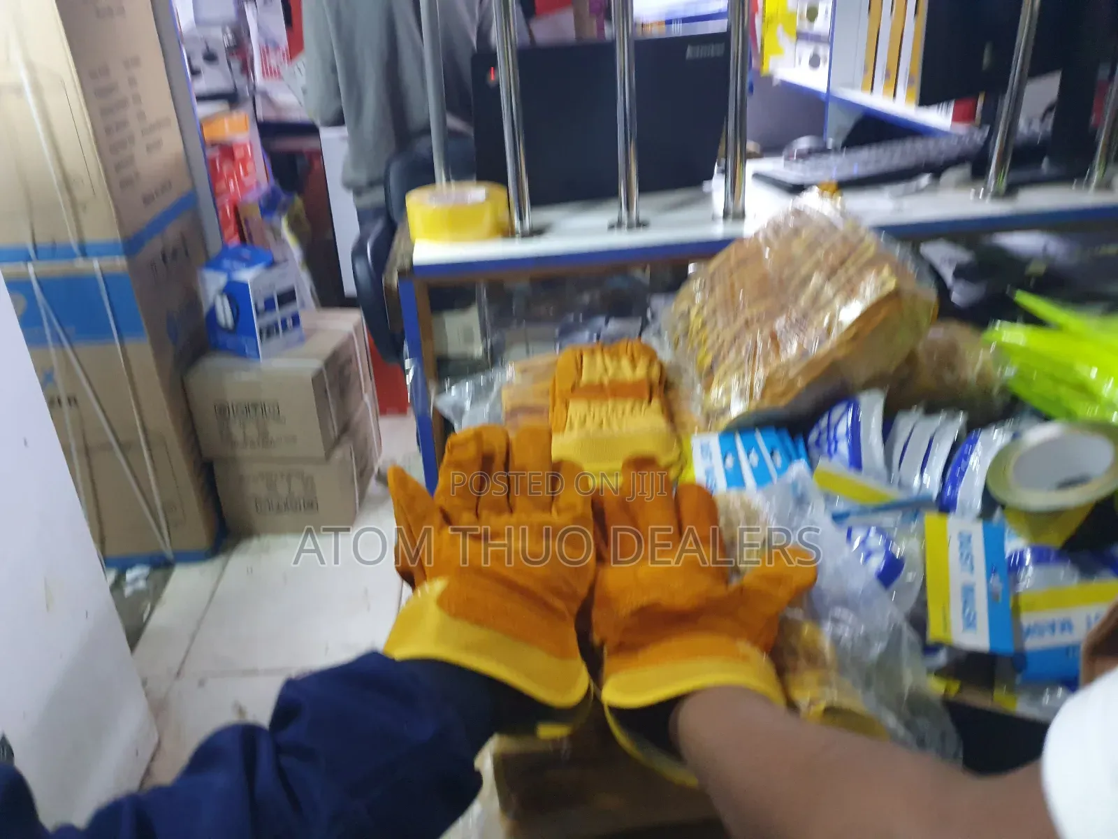 Hands Gloves/ Construction Gloves/ Gym Gloves